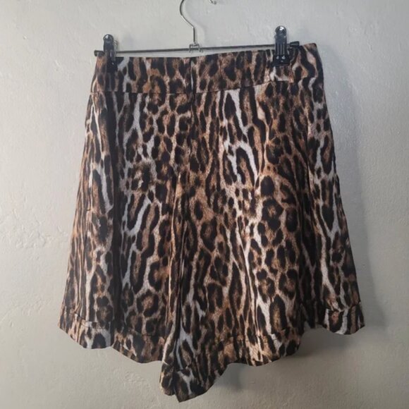 R13 Leopard Pleated High-Rise Shorts- size 29 - Picture 4 of 5